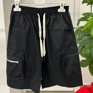 Pantaloncini in nylon