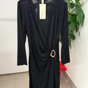 Abito a maniche lunghe brillantinato con gioiello