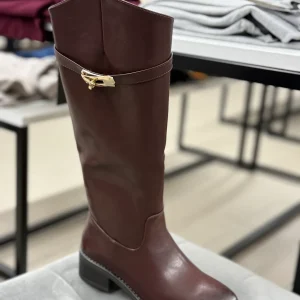 Stivali in ecopelle alto con cinta tacco 3,5cm