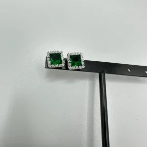 ORECCHINO SHIVA SMERALDO