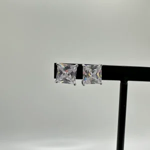 ORECCHINO PUNTO LUCE QUADRATO