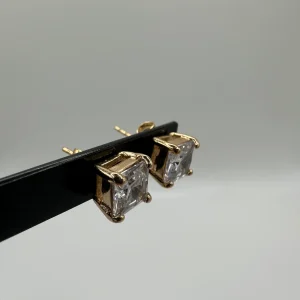 ORECCHINO PUNTO LUCE QUADRATO ORO