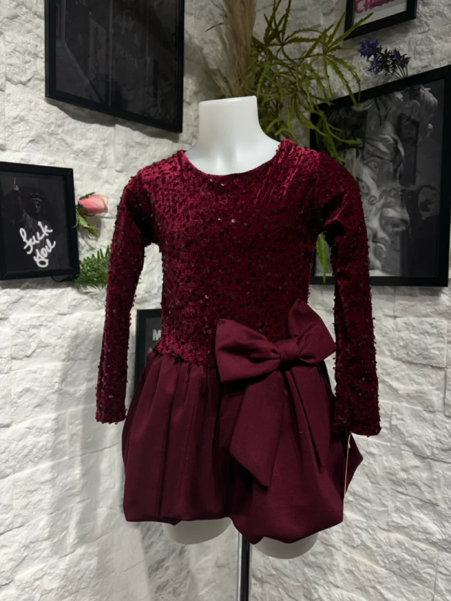 Abito bordeaux con paillettes e fiocco laterale 4-14 anni - immagine 2