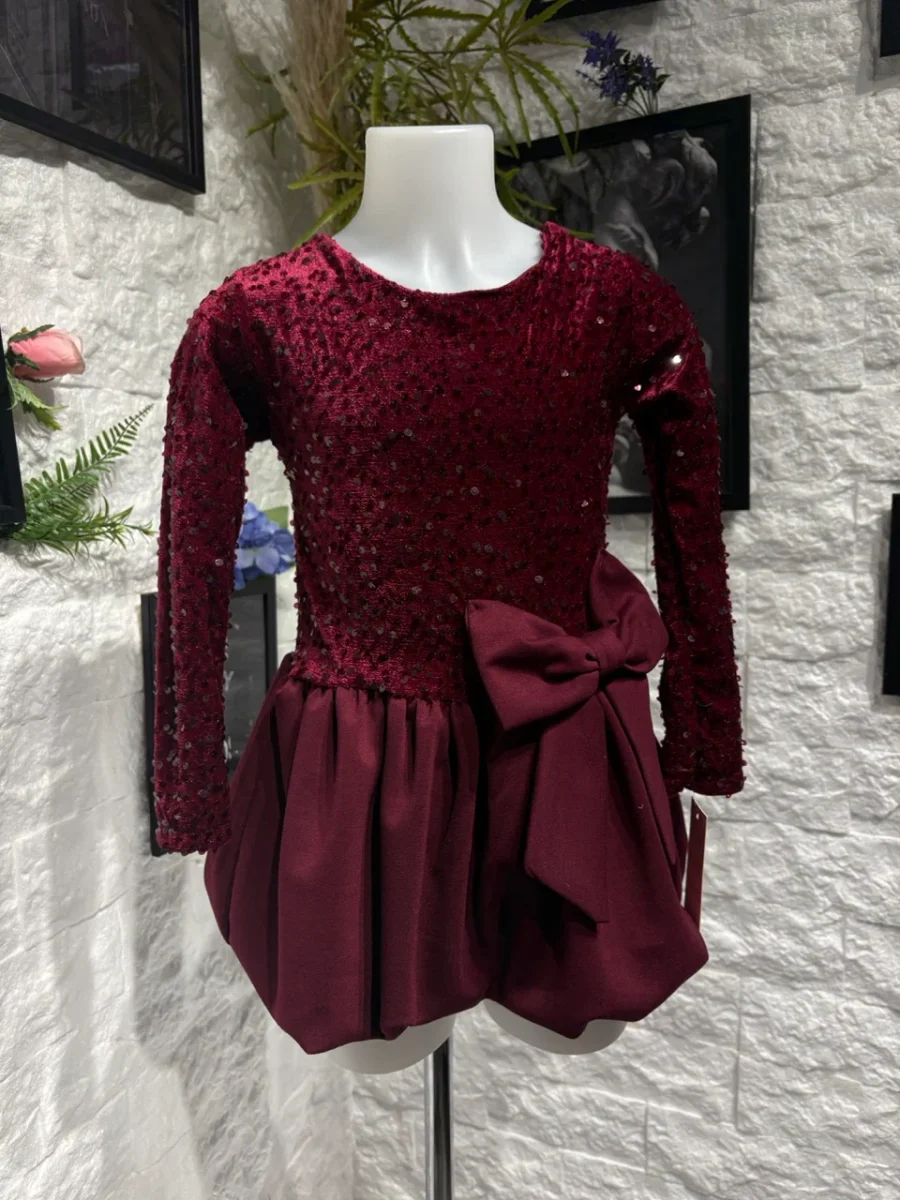Abito bordeaux con paillettes e fiocco laterale 4-14 anni - immagine 3
