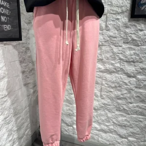 Pantalone jogger rosa chiaro con laccio lungo - GARZATO 10-16 anni