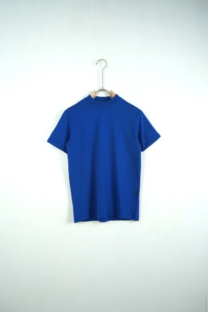 T-shirt blu in tinta unita con mezzo collo alto - immagine 4