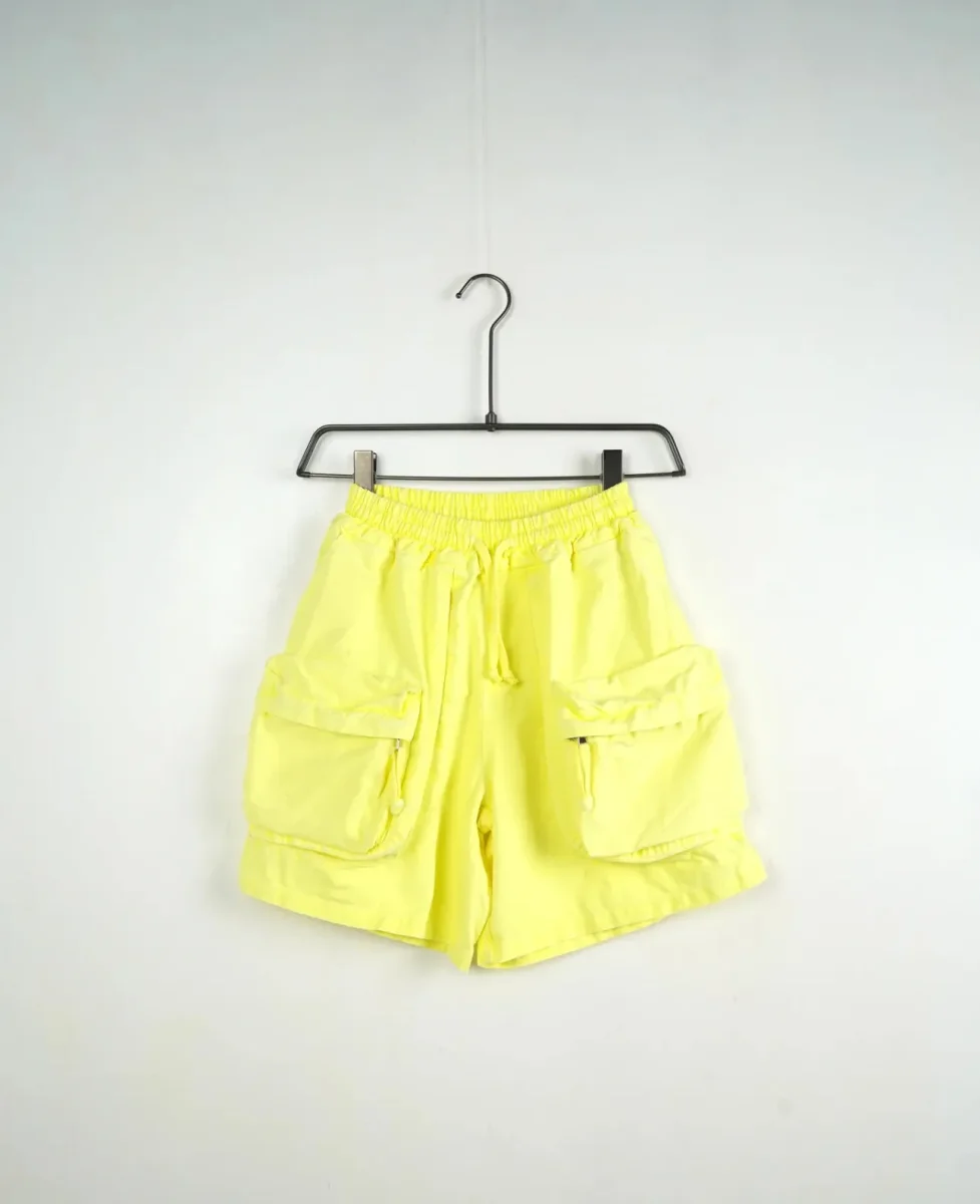 Pantaloncino cargo giallo fluo con tasche frontali - OVERSIZE 10-16 anni - immagine 2