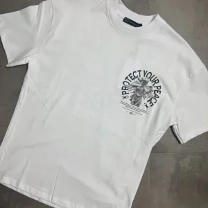 T-shirt bianca con stampa "PROTECT YOUR PEACE" e angelo - OVERSIZE 10-16 anni